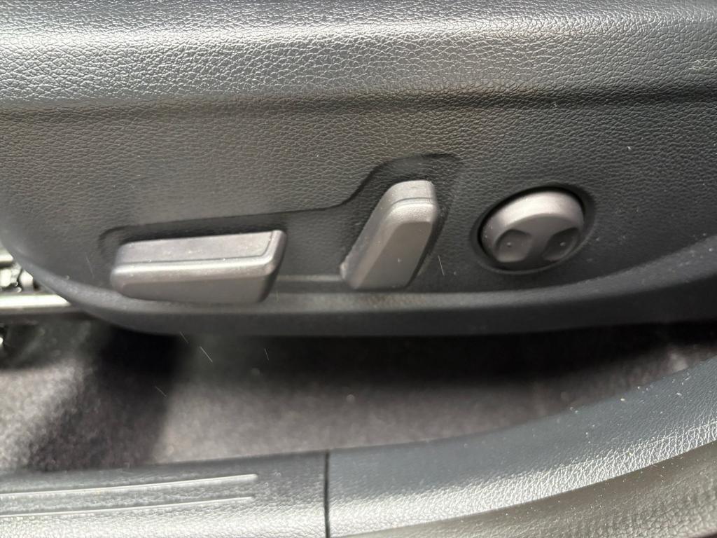 used 2024 Kia Soul car, priced at $20,892