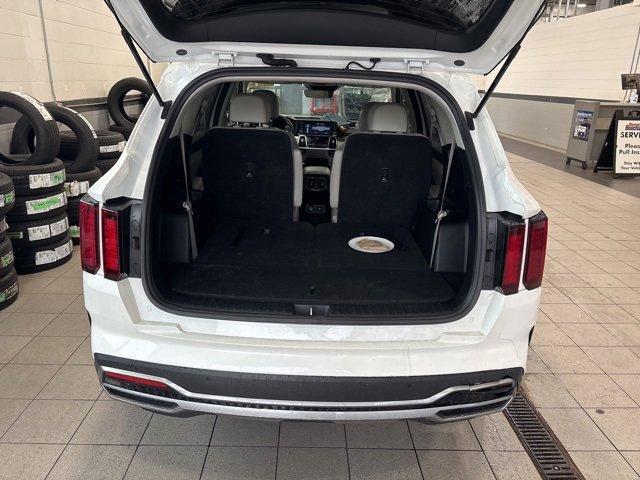 used 2022 Kia Sorento Hybrid car, priced at $26,990
