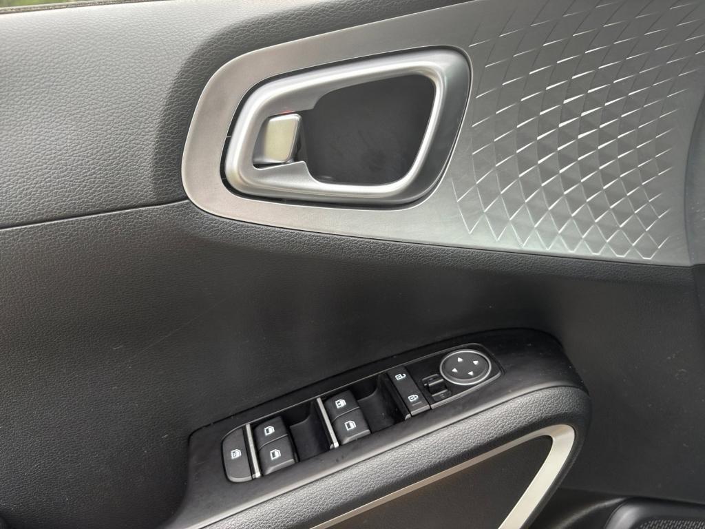 used 2024 Kia Soul car, priced at $19,990