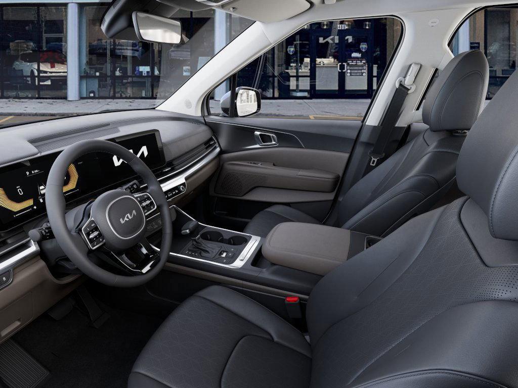 new 2025 Kia Carnival car, priced at $40,655