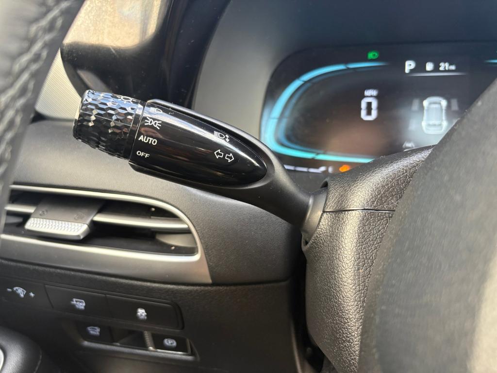 used 2025 Hyundai Palisade car, priced at $35,992