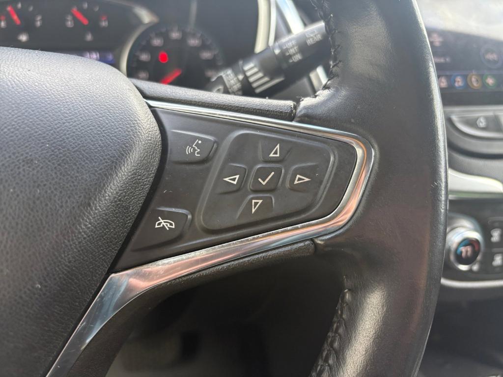 used 2021 Chevrolet Equinox car, priced at $17,492