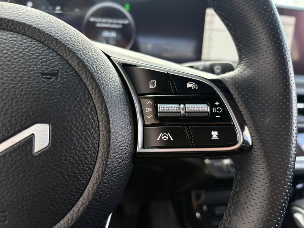 used 2024 Kia Seltos car, priced at $27,492