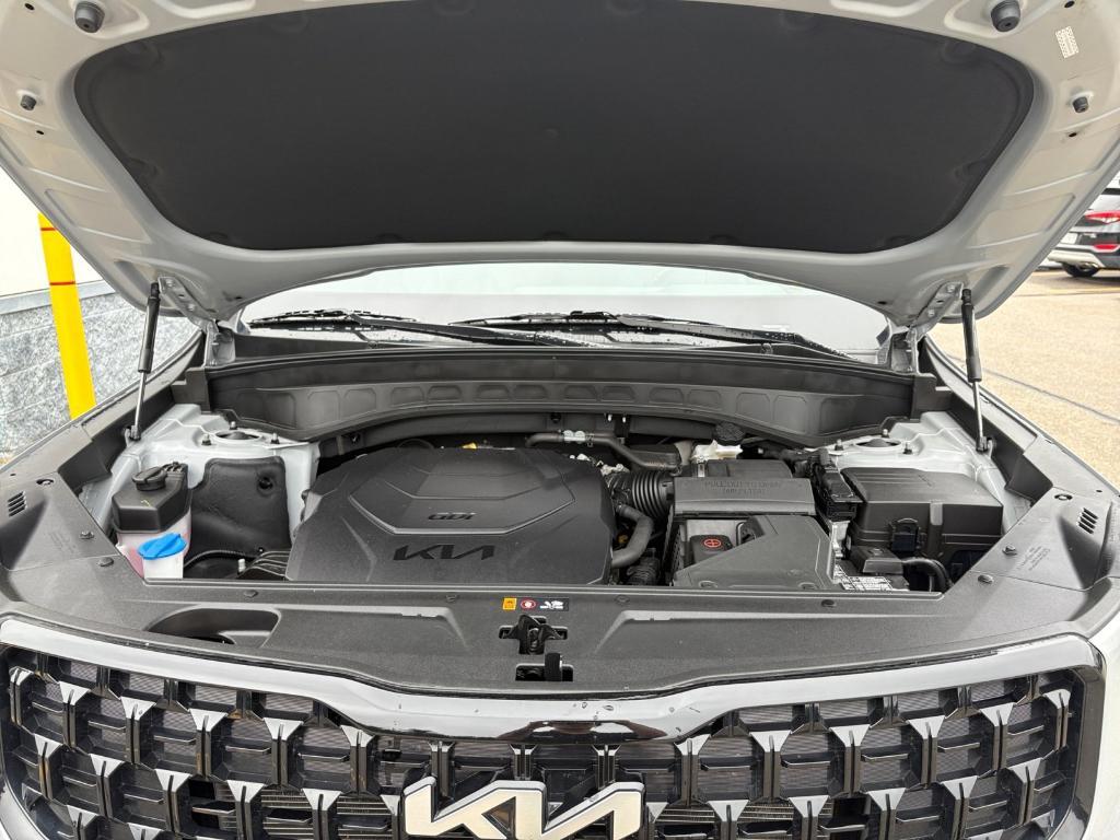 used 2024 Kia Telluride car, priced at $40,496