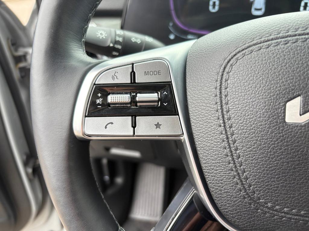 used 2024 Kia Telluride car, priced at $40,496