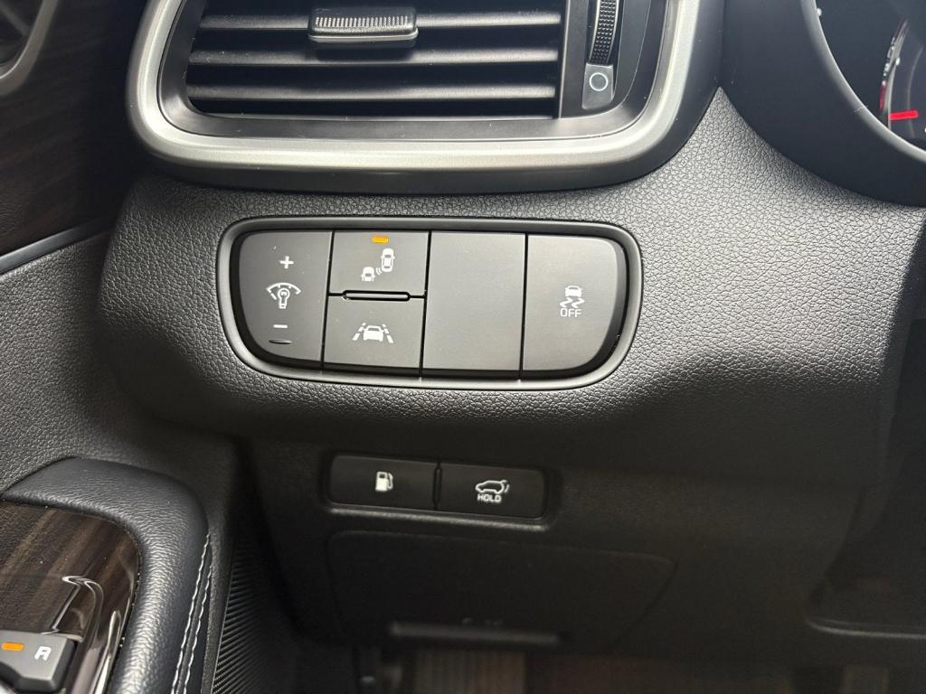 used 2020 Kia Sorento car, priced at $20,992