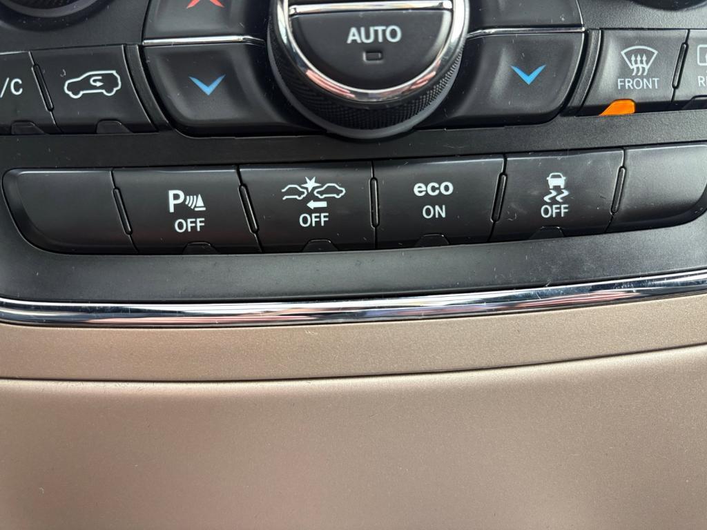 used 2015 Jeep Grand Cherokee car, priced at $14,590