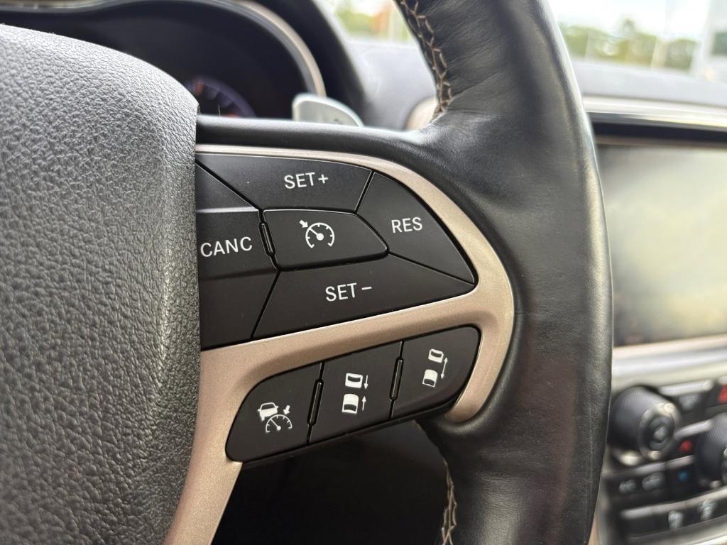 used 2015 Jeep Grand Cherokee car, priced at $14,590