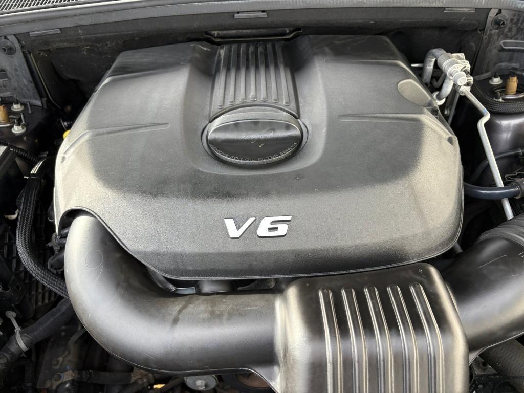 used 2015 Jeep Grand Cherokee car, priced at $14,590
