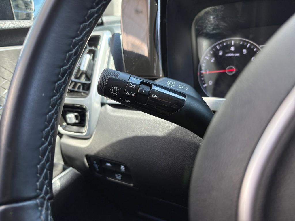 used 2022 Kia Sorento car, priced at $29,456