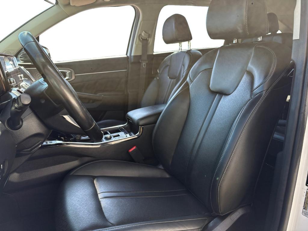 used 2022 Kia Sorento car, priced at $29,456