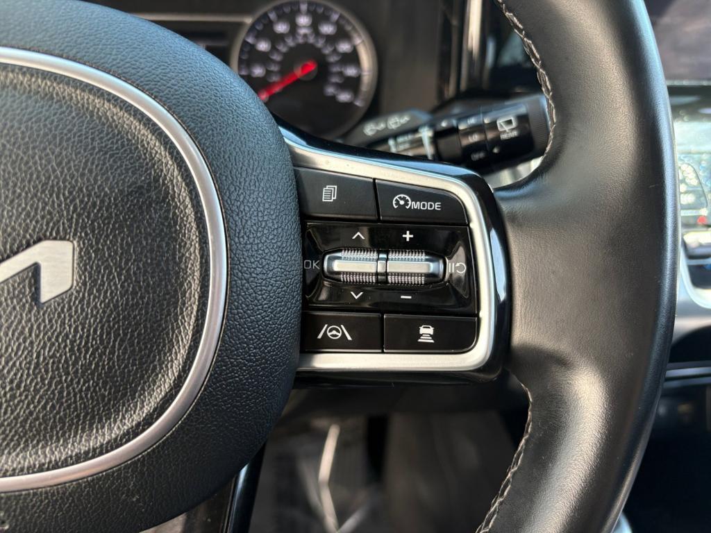 used 2022 Kia Sorento car, priced at $29,456