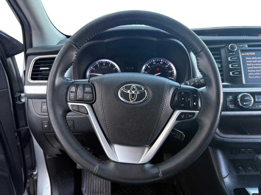 used 2019 Toyota Highlander car, priced at $24,293