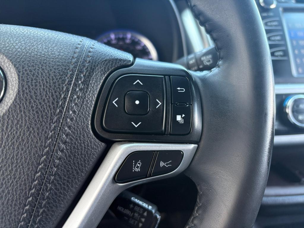 used 2019 Toyota Highlander car, priced at $24,293