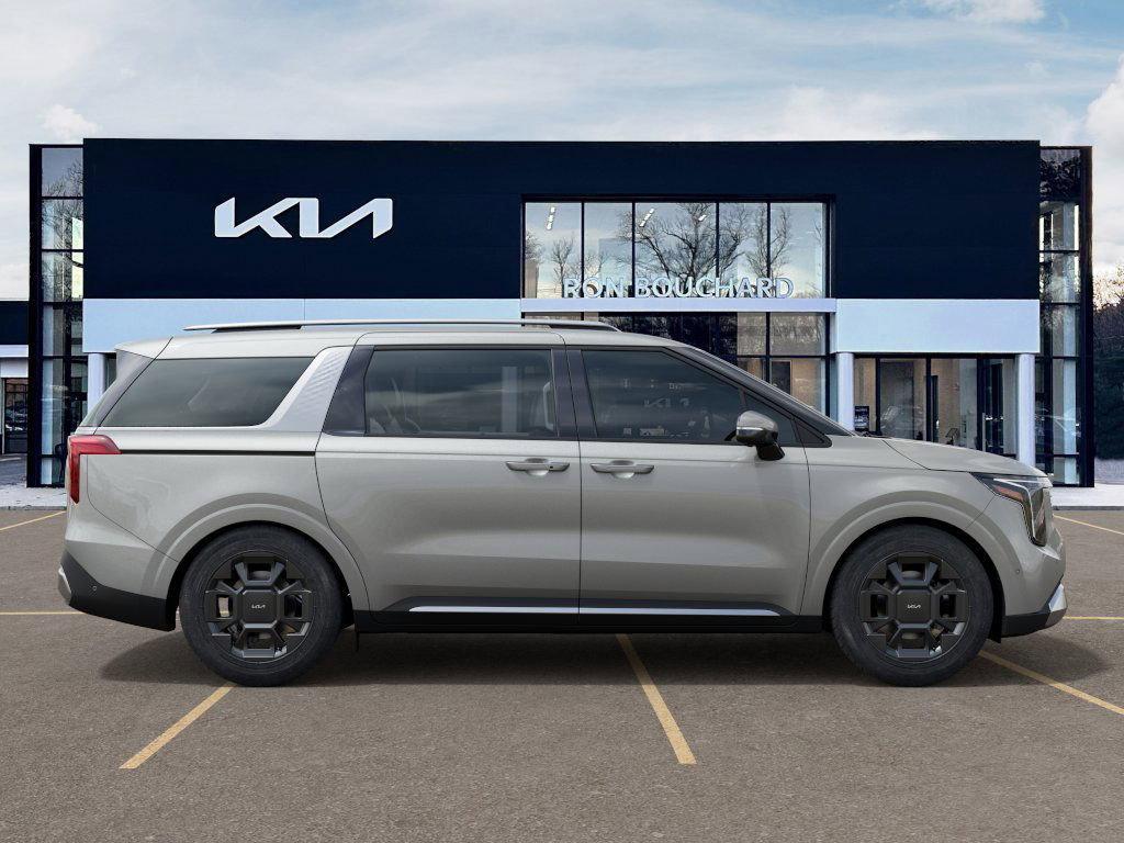 new 2025 Kia Carnival Hybrid car, priced at $52,760