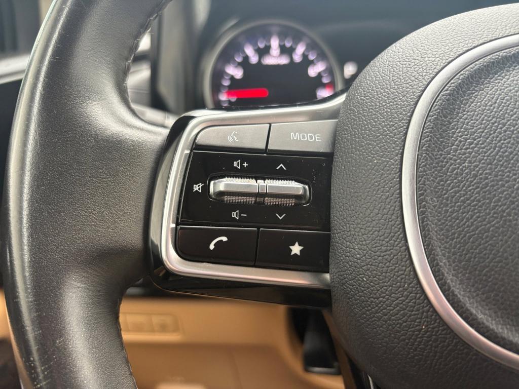 used 2023 Kia Carnival car, priced at $35,891
