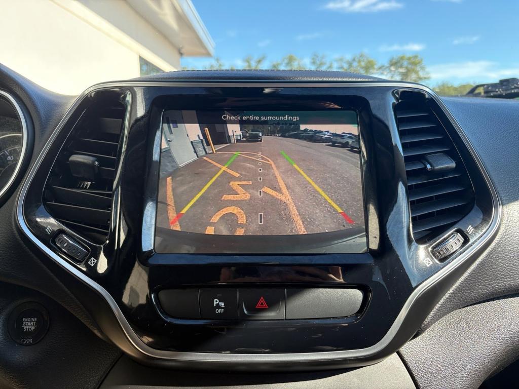 used 2019 Jeep Cherokee car, priced at $15,294