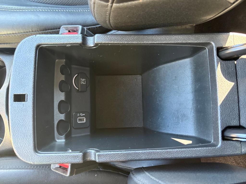 used 2019 Jeep Cherokee car, priced at $15,294