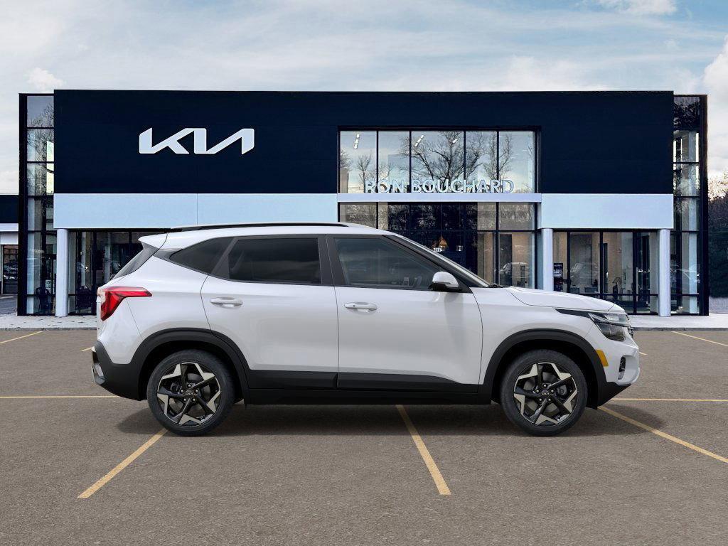 new 2025 Kia Seltos car, priced at $28,670