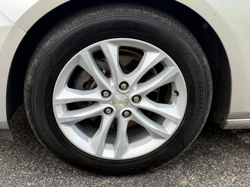 used 2018 Chevrolet Malibu car, priced at $10,000