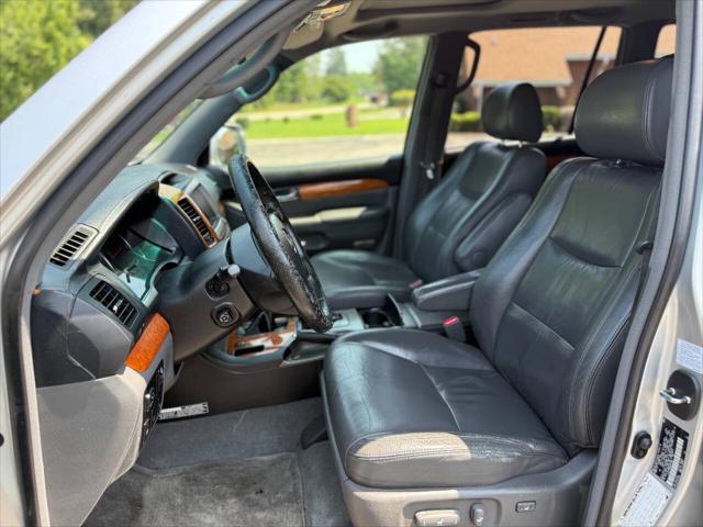 used 2006 Lexus GX 470 car, priced at $10,900