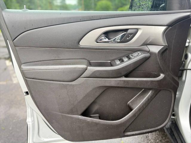 used 2019 Chevrolet Traverse car, priced at $15,000