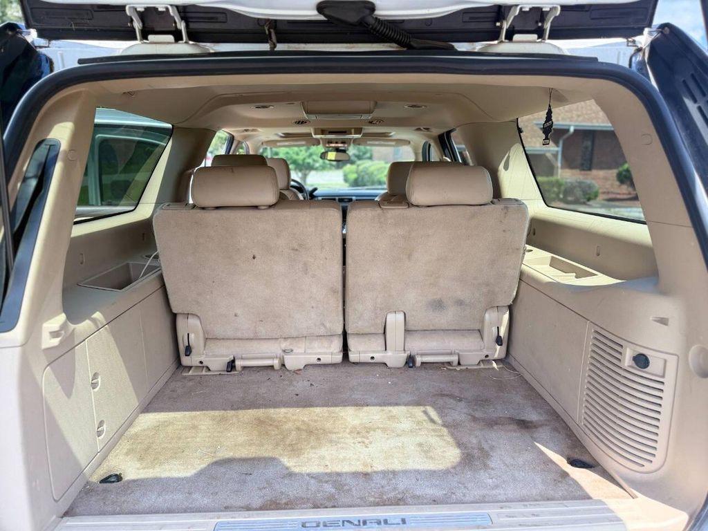 used 2009 GMC Yukon XL car, priced at $11,500