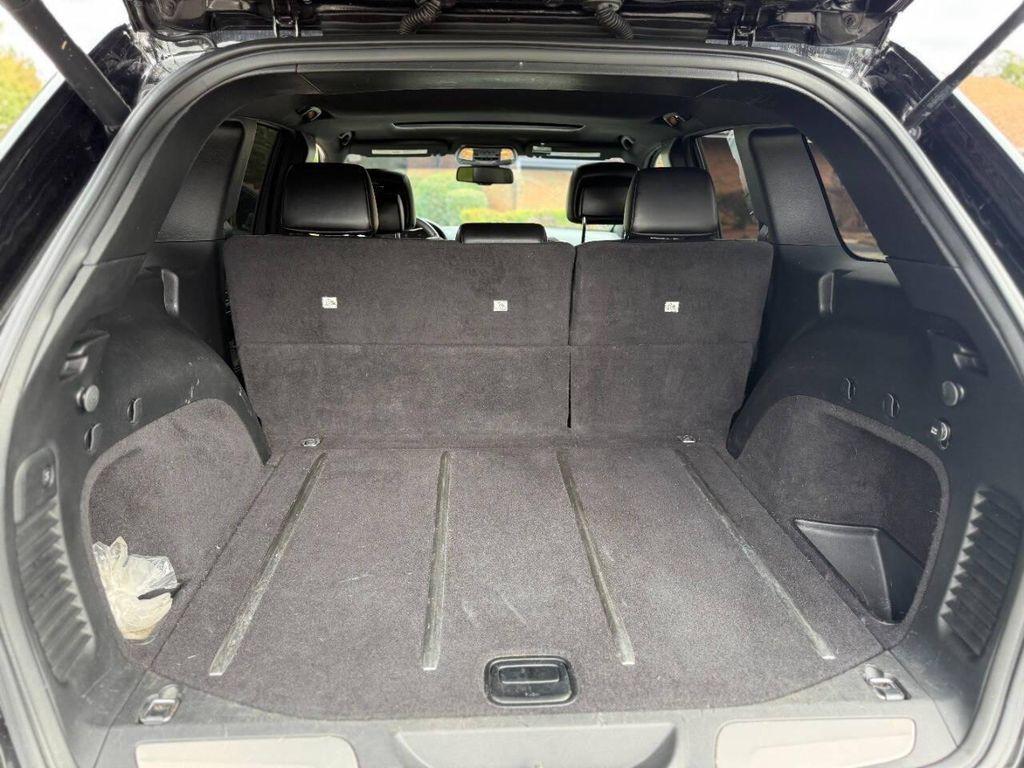 used 2015 Jeep Grand Cherokee car, priced at $11,500