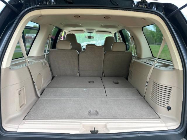 used 2003 Ford Expedition car, priced at $9,000