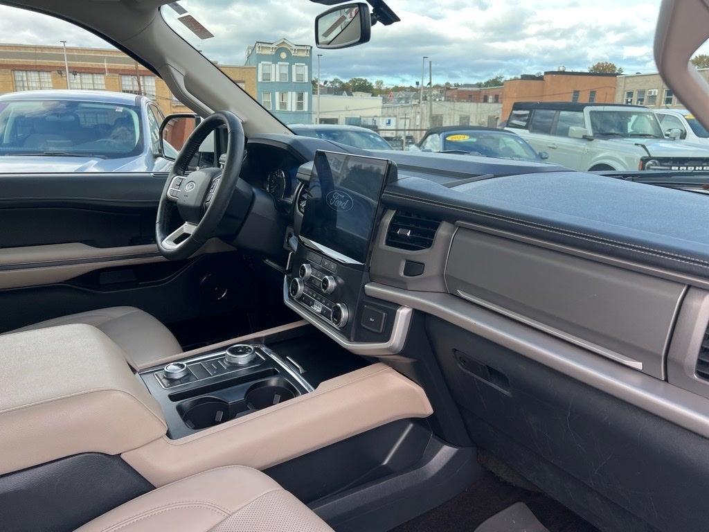 used 2022 Ford Expedition Max car, priced at $46,000