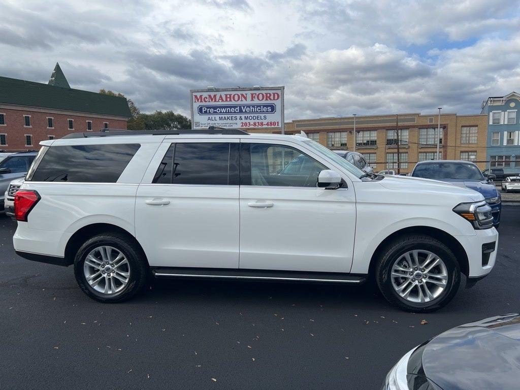 used 2022 Ford Expedition Max car, priced at $46,000