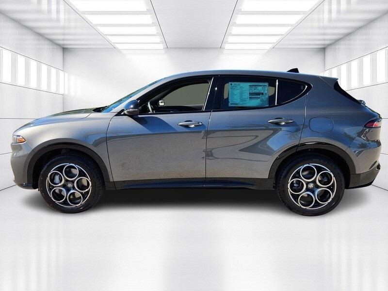 new 2025 Alfa Romeo Tonale car, priced at $52,125