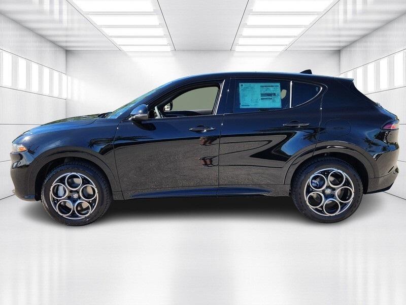 new 2025 Alfa Romeo Tonale car, priced at $52,125