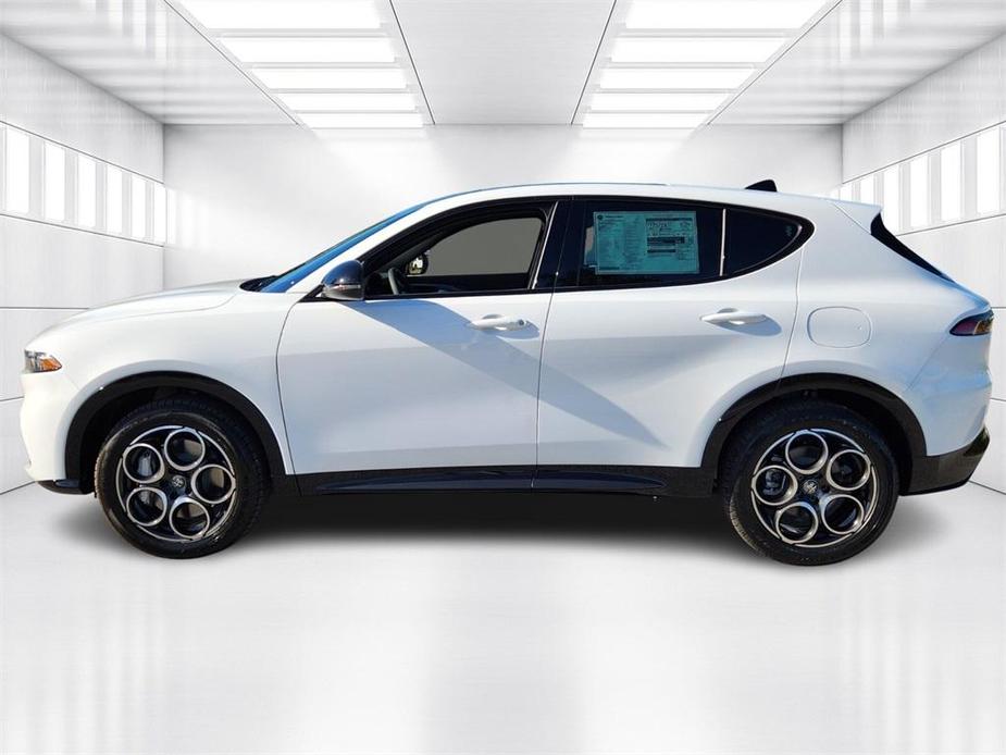 new 2025 Alfa Romeo Tonale car, priced at $51,430