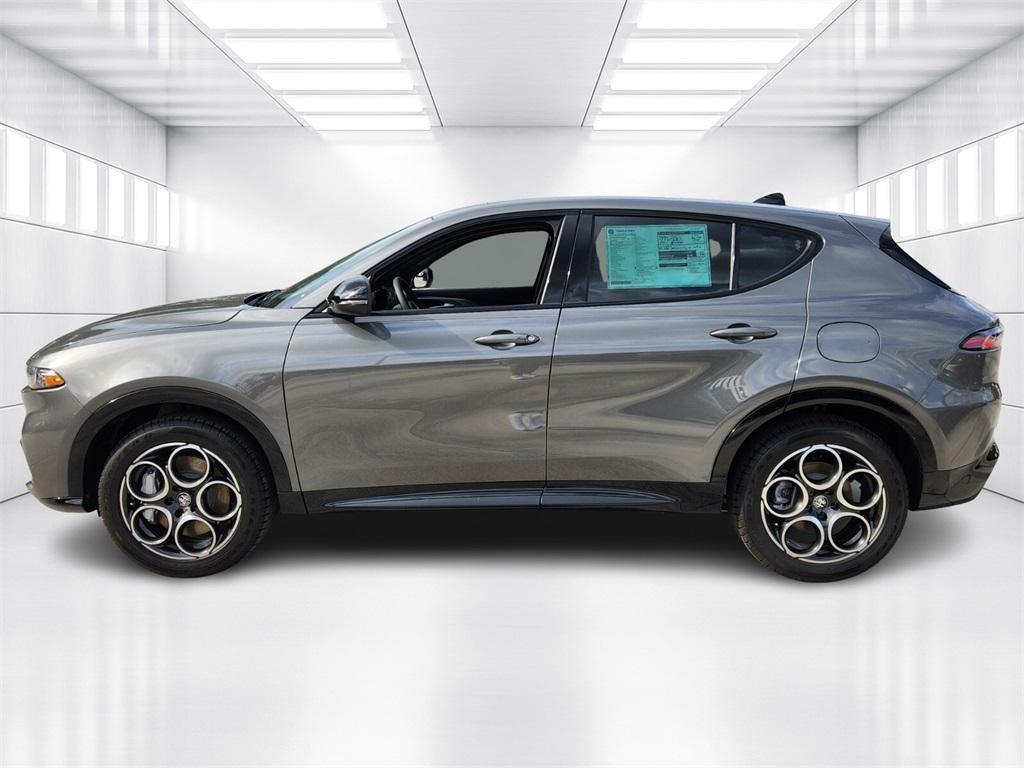 new 2025 Alfa Romeo Tonale car, priced at $57,125