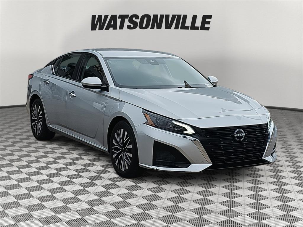 used 2023 Nissan Altima car, priced at $19,999