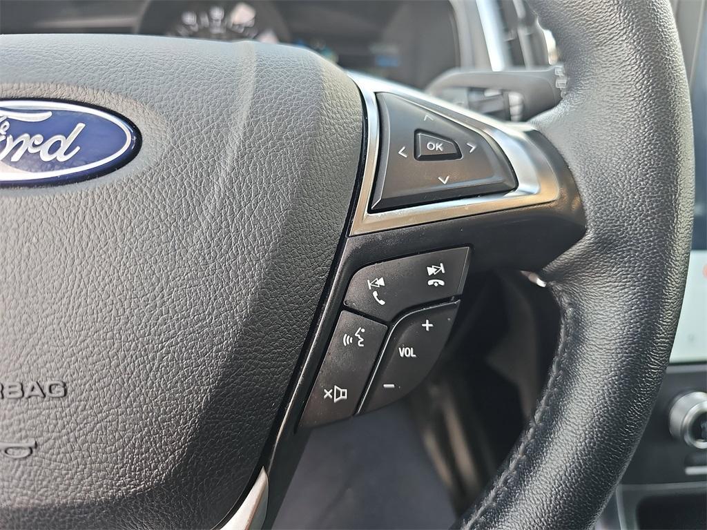 used 2024 Ford Edge car, priced at $31,998