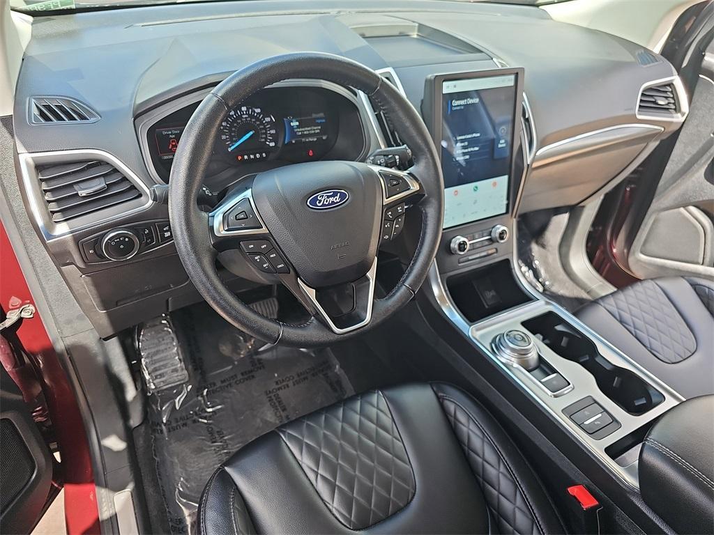 used 2024 Ford Edge car, priced at $31,998