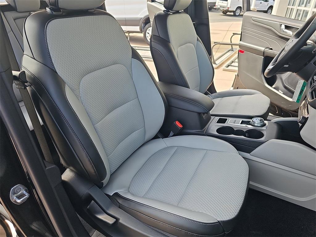 used 2023 Ford Escape car, priced at $35,788