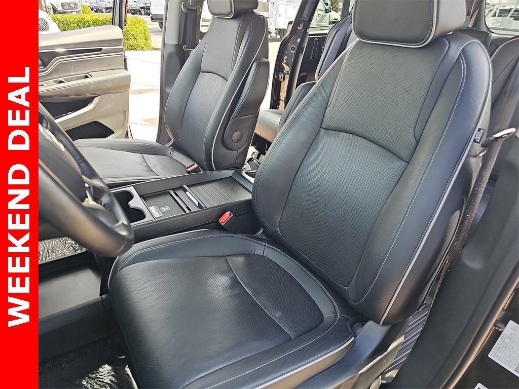 used 2023 Honda Odyssey car, priced at $43,988