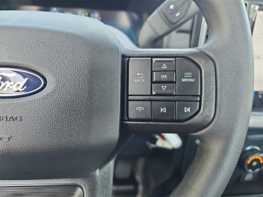 new 2025 Ford F-150 car, priced at $39,315