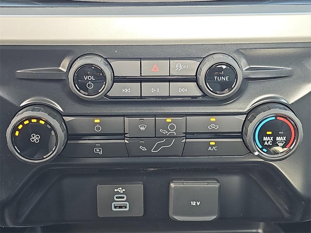 new 2025 Ford F-250 car, priced at $49,629