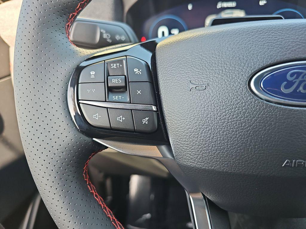 new 2025 Ford Explorer car, priced at $49,093