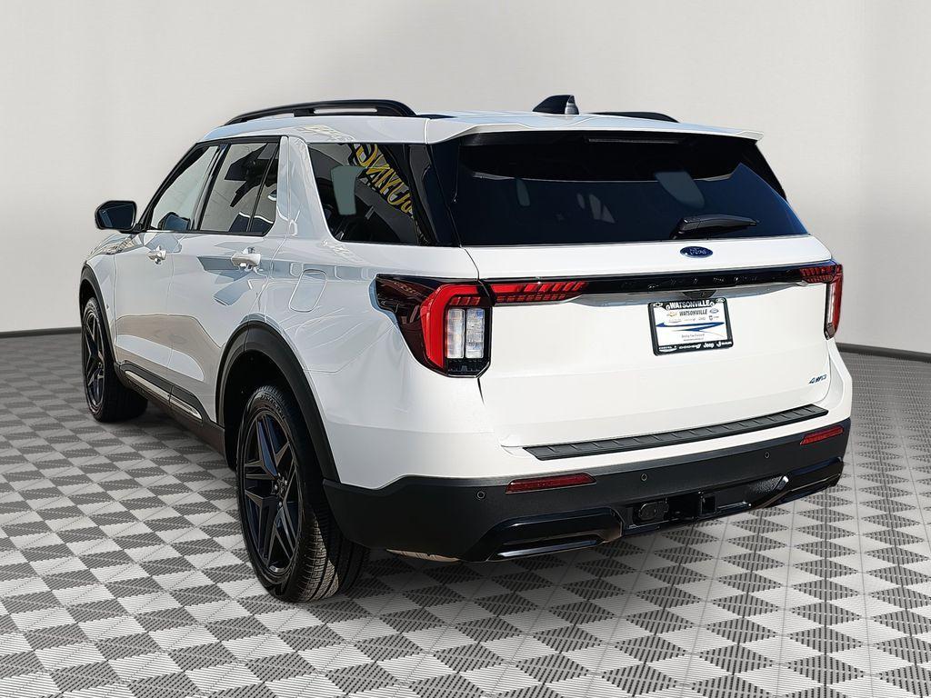 new 2025 Ford Explorer car, priced at $49,093