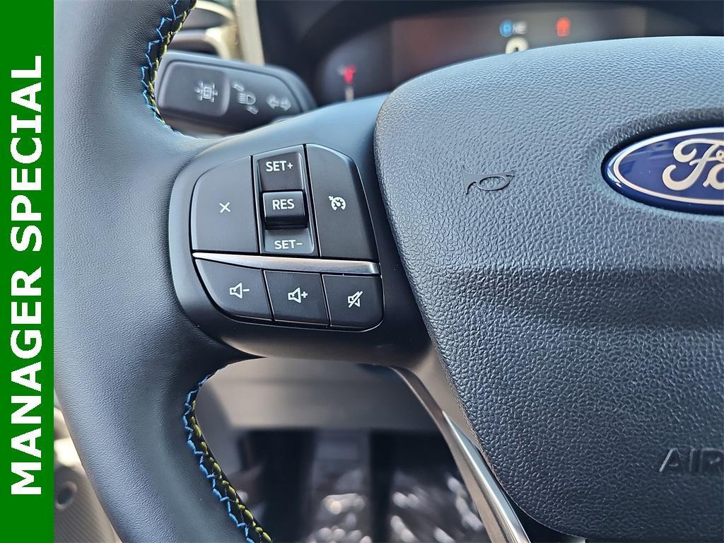 new 2025 Ford Maverick car, priced at $31,640