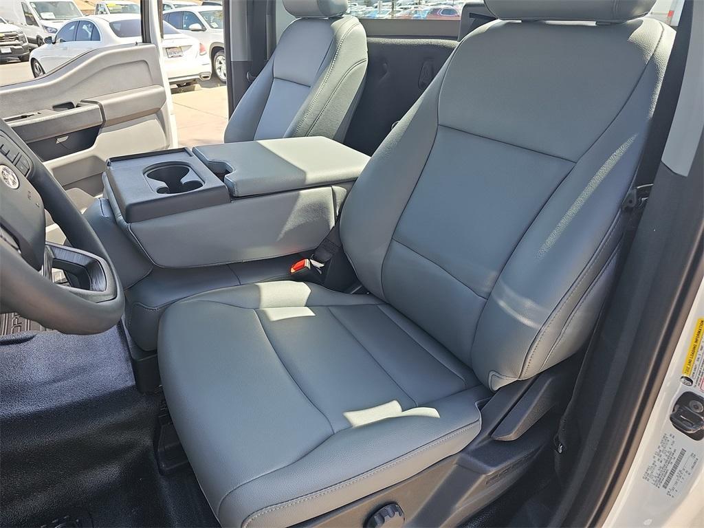 new 2025 Ford F-250 car, priced at $44,998