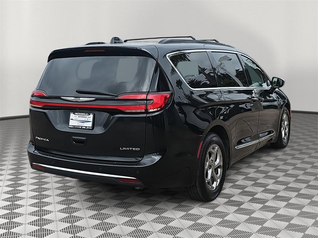 used 2022 Chrysler Pacifica car, priced at $24,998