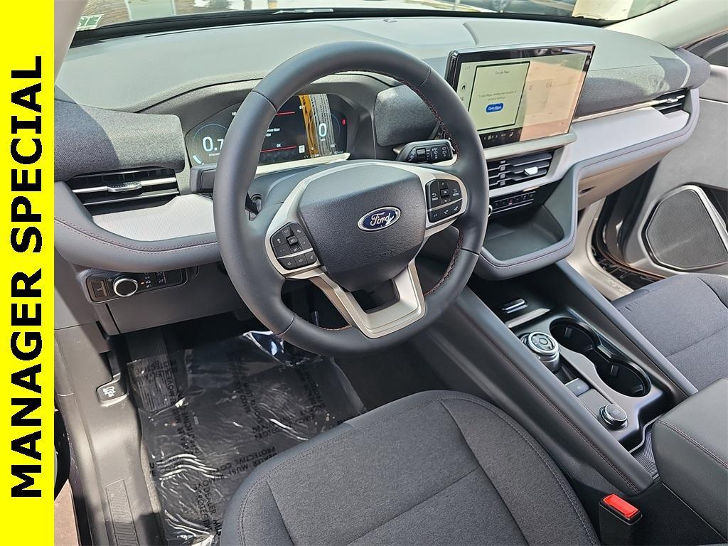 new 2025 Ford Explorer car, priced at $39,888