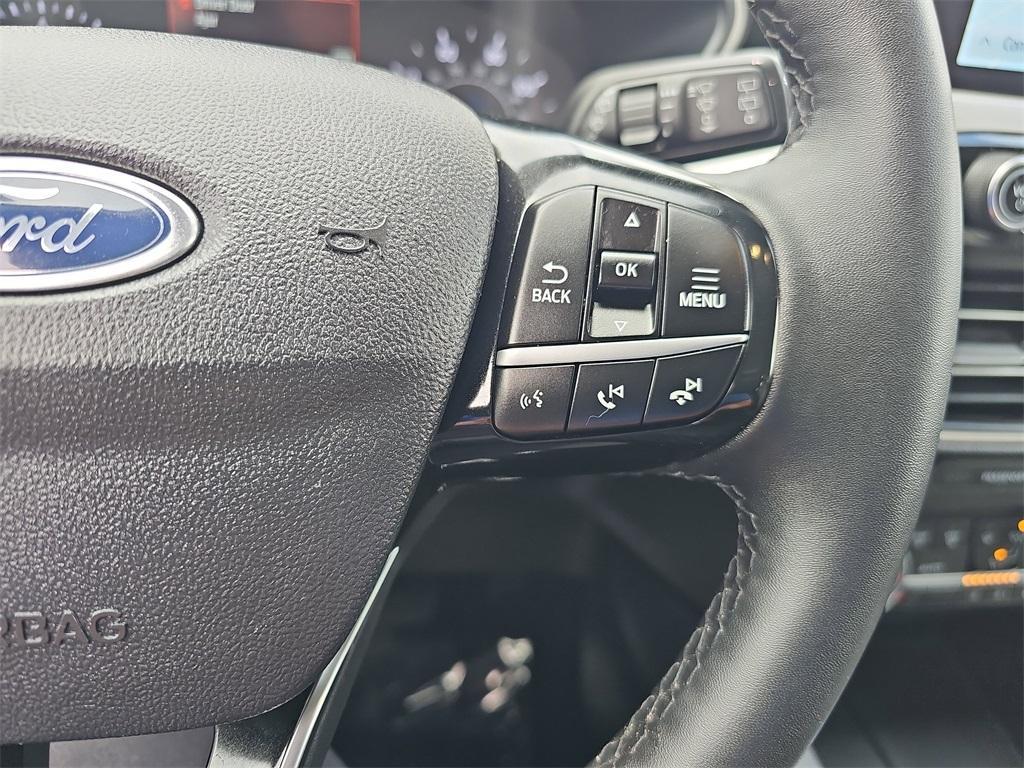 used 2022 Ford Escape car, priced at $20,994