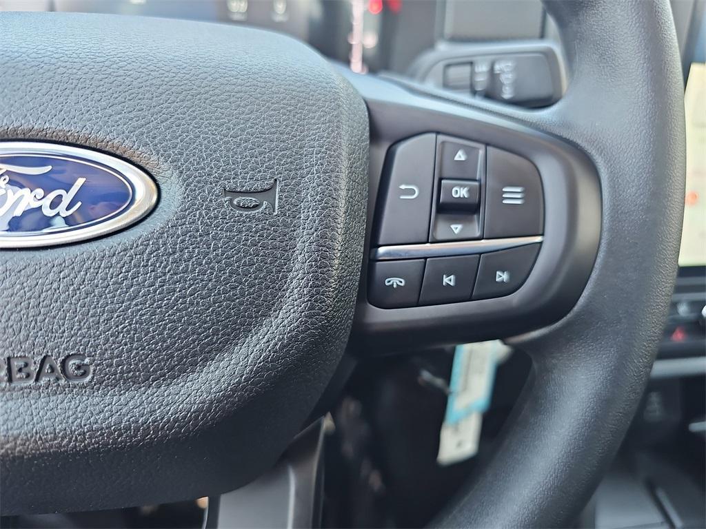 new 2025 Ford Ranger car, priced at $33,820